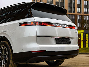 Lynk & Co 900 белый 2025