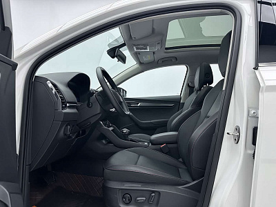 Skoda Karoq 1.4 л 2023 г. Белый, пробег 15000 км