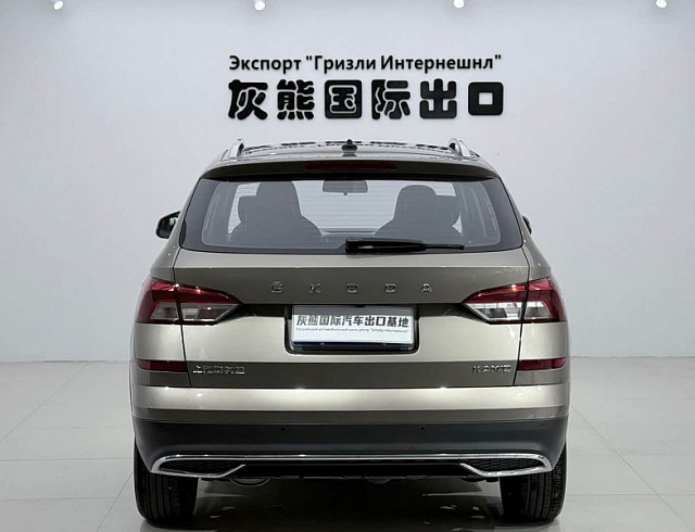Skoda Kamiq 1.5 л 2023 г. желто-оранжевый, пробег 9800 км
