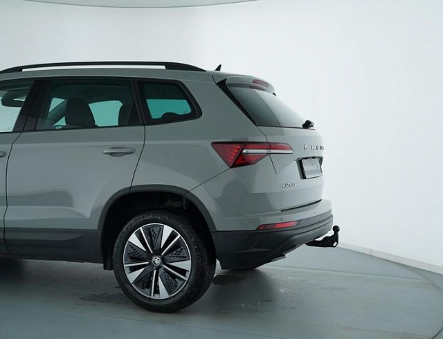 Skoda Karoq 2022 г. Серый, пробег 37521 км