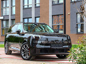 Lynk & Co 900 черный 2025