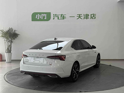 Skoda Octavia 1.4 л 2022 г. Белый, пробег 36000 км