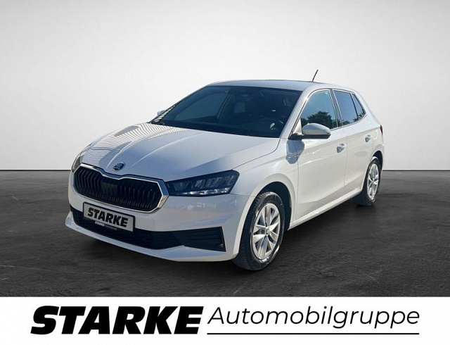 Skoda Fabia 2022 г. Белый, пробег 39229 км