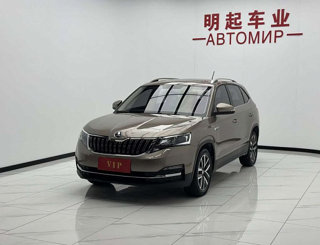 Skoda Kamiq 1.5 л 2023 г. шампань/коричневый, пробег 20000 км