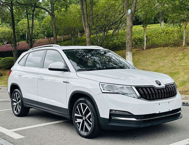 Skoda Kamiq 1.5 л 2024 г. Белый, пробег 21000 км