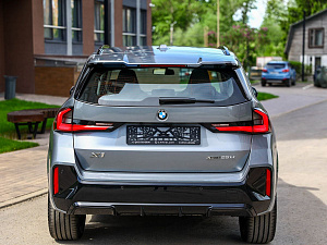 BMW X1 серый 2025