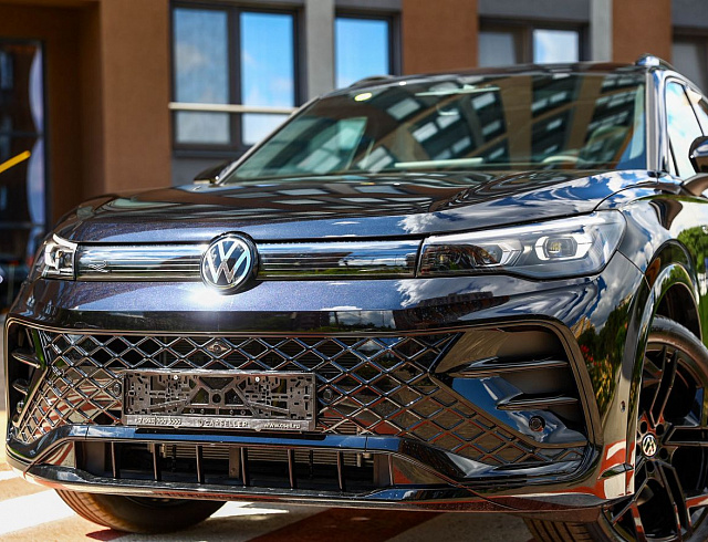 Volkswagen Tiguan черный 2026