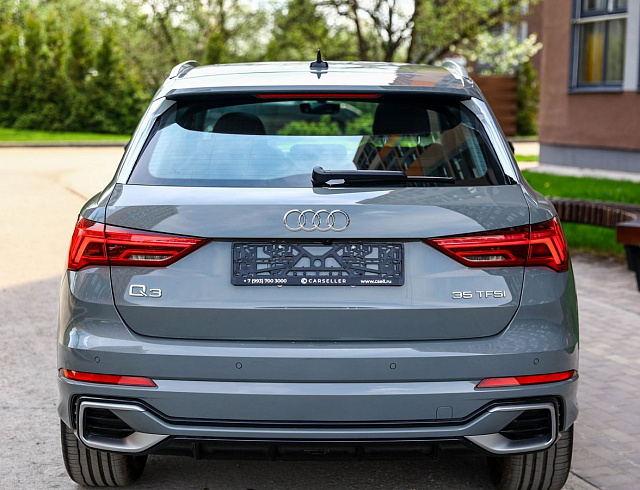 Audi Q3 серый 2026