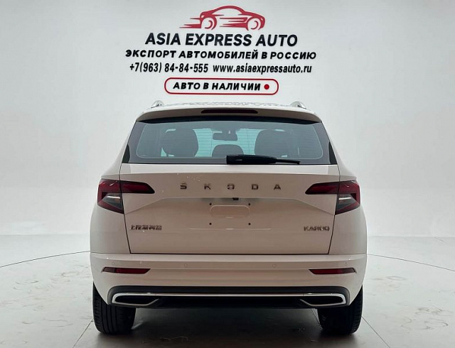 Skoda Karoq 1.4 л 2022 г. Белый, пробег 27000 км
