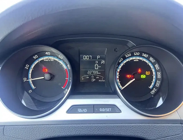 Skoda Rapid 1.5 л 2022 г. Белый, пробег 22000 км