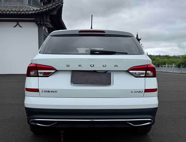 Skoda Kamiq 1.5 л 2023 г. Белый, пробег 32000 км