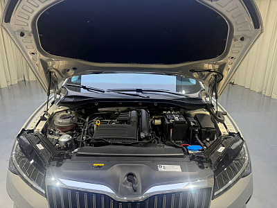 Skoda Superb 1.4 л 2023 г. шампань/коричневый, пробег 47000 км