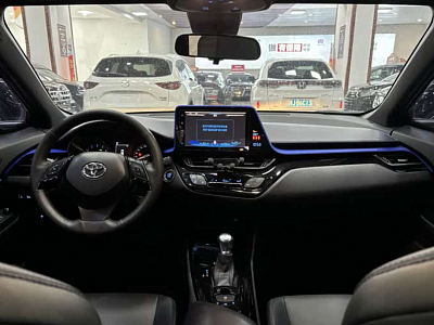 Toyota CH-R