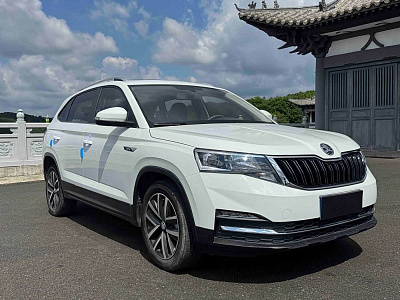 Skoda Kamiq 1.5 л 2023 г. Белый, пробег 23000 км