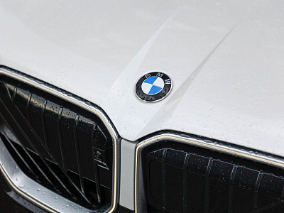 BMW X3 белый 2026