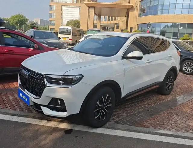 Haval Haval H6 1.5 л 2024 г. Белый, пробег 23100 км
