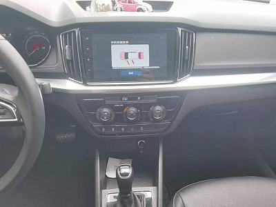 Skoda Kamiq 1.5 л 2023 г. Белый, пробег 19600 км