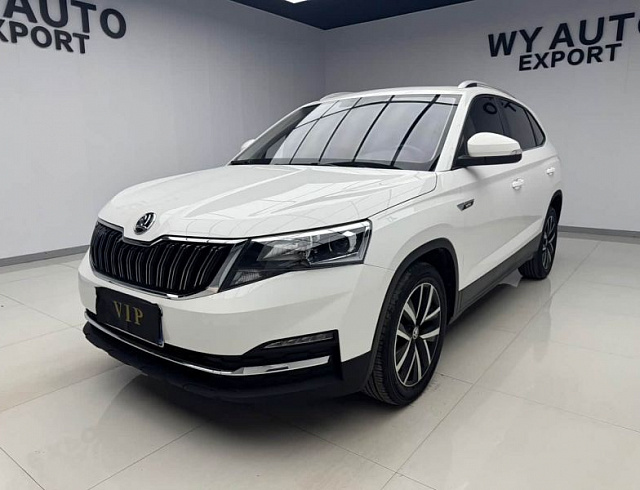 Skoda Kamiq 1.5 л 2021 г. Белый, пробег 32000 км