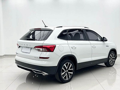 Skoda Kamiq 1.5 л 2023 г. Белый, пробег 18000 км