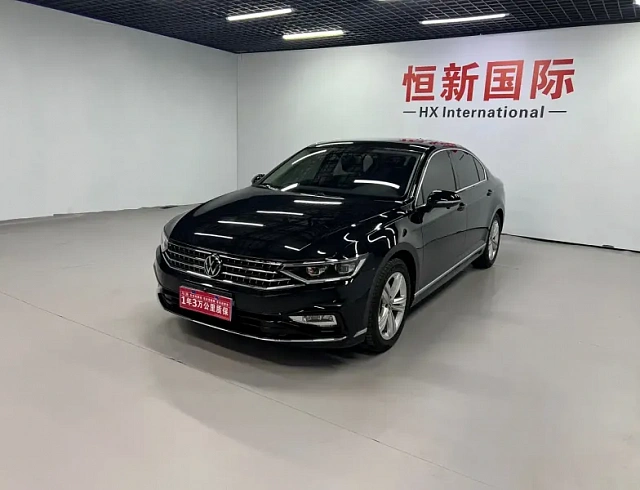 Volkswagen Magotan 1.4 л 2024 г. Чёрный, пробег 31000 км