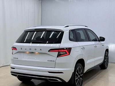 Skoda Karoq 1.4 л 2024 г. Белый, пробег 14000 км