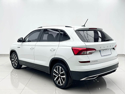 Skoda Kamiq 1.5 л 2023 г. Белый, пробег 18000 км