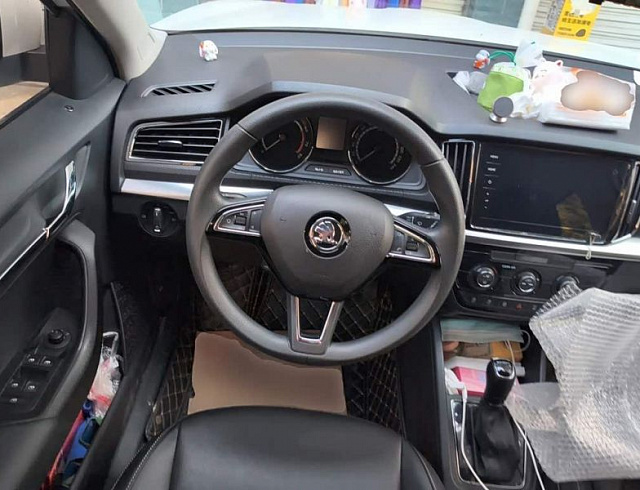 Skoda Kamiq 1.5 л 2022 г. Белый, пробег 22400 км