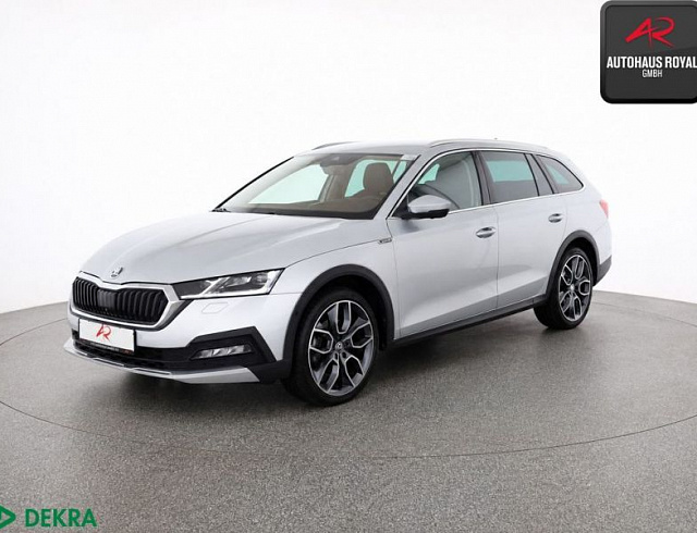 Skoda Octavia 2023 г. Серебристый, пробег 56133 км