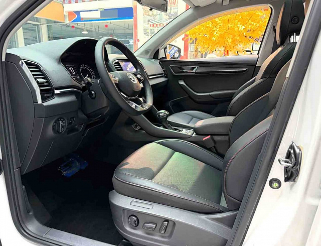Skoda Karoq 1.4 л 2022 г. Белый, пробег 45000 км