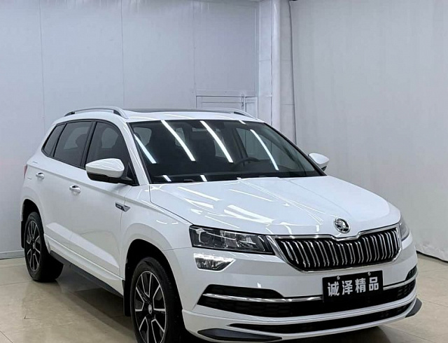 Skoda Karoq 1.4 л 2024 г. Белый, пробег 14000 км