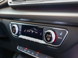 Audi Q5 серый 2026