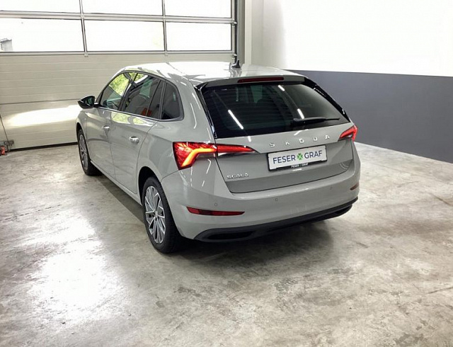 Skoda Scala 2023 г. Серый, пробег 43168 км