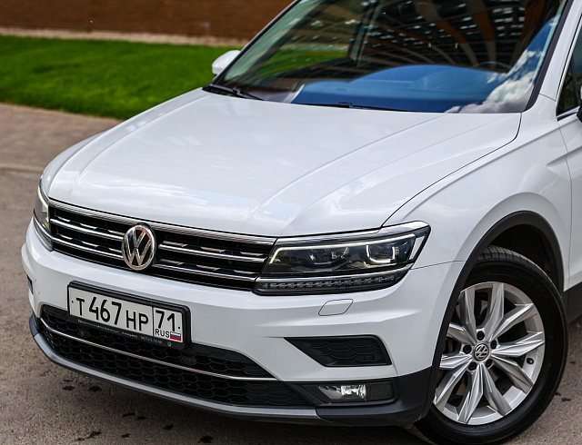 Volkswagen Tiguan белый 2018