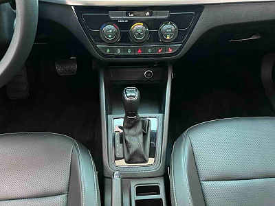 Skoda Kamiq 1.5 л 2024 г. Белый, пробег 3600 км