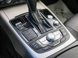 Audi A6 черный 2015
