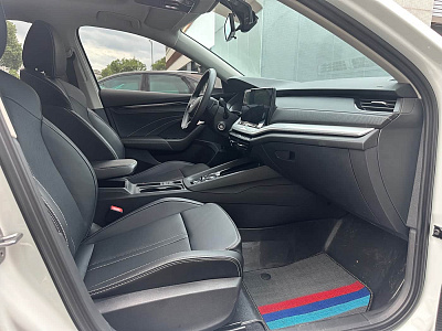 Skoda Octavia 1.4 л 2023 г. Белый, пробег 13000 км