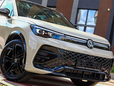 Volkswagen Tiguan серый 2026