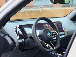 BMW X3 белый 2026