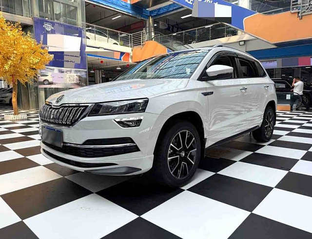 Skoda Karoq 1.4 л 2022 г. Белый, пробег 45000 км