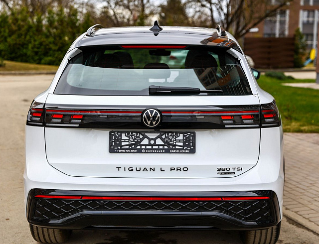 Volkswagen Tiguan белый 2026