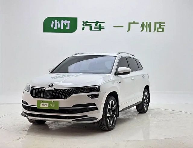 Skoda Karoq 1.4 л 2023 г. Белый, пробег 23000 км