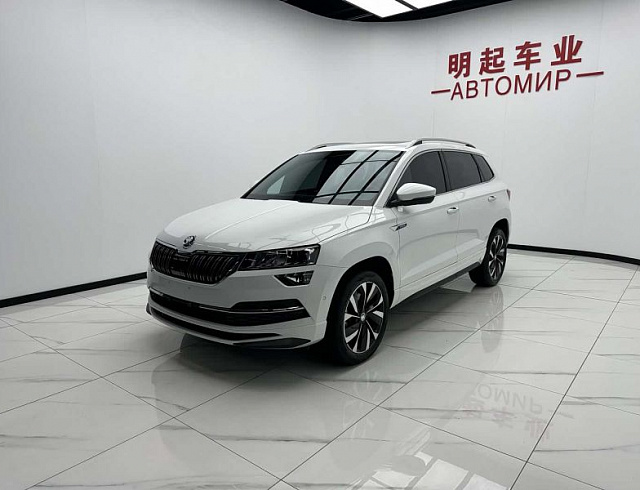 Skoda Karoq 1.4 л 2023 г. Белый, пробег 37000 км