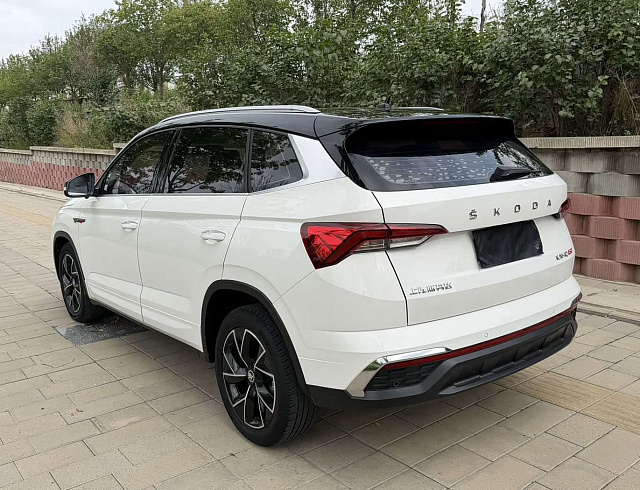 Skoda Kamiq 1.5 л 2022 г. Белый, пробег 17000 км
