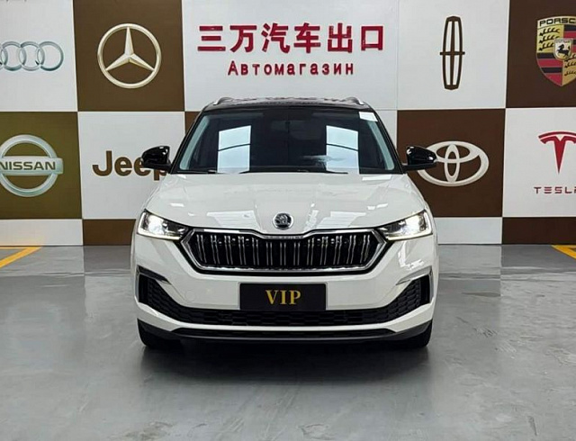 Skoda Kamiq 1.5 л 2023 г. Белый, пробег 29000 км
