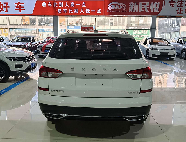 Skoda Kamiq 1.5 л 2021 г. Белый, пробег 30299 км