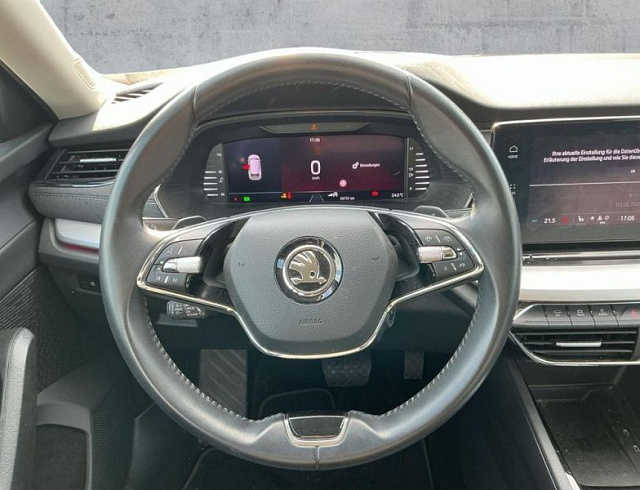 Skoda Octavia 2022 г. Синий, пробег 59763 км