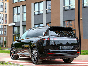 Lynk & Co 900 черный 2025