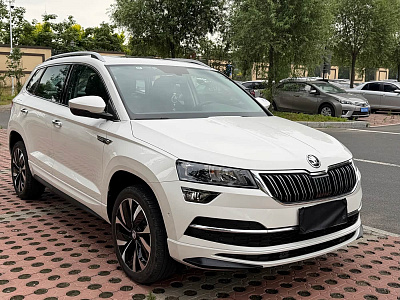 Skoda Karoq 1.4 л 2023 г. Белый, пробег 42000 км