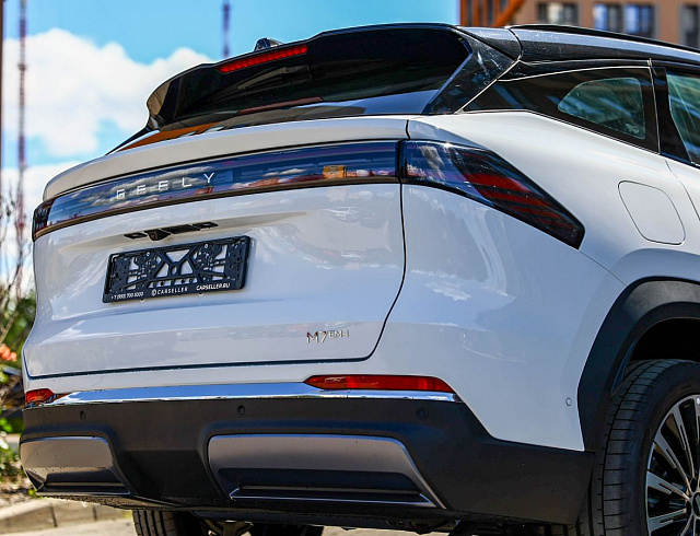 Geely Galaxy M7 белый 2026