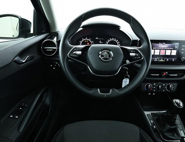 Skoda Fabia 2022 г. Чёрный, пробег 51782 км